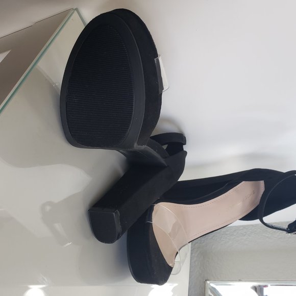 Black strap high heel - Picture 4 of 5